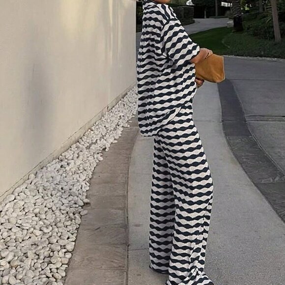 Blue Casual Women's Embellished Top & Pants Set - Picture 7 of 9